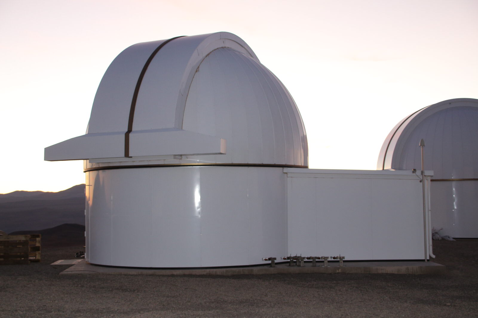 Estensione base cilindrica con Control Room adiacente